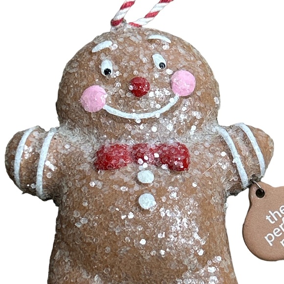 Department 56 Gingerbread Christmas Ornament One Perfect Man - Picture 3 of 16